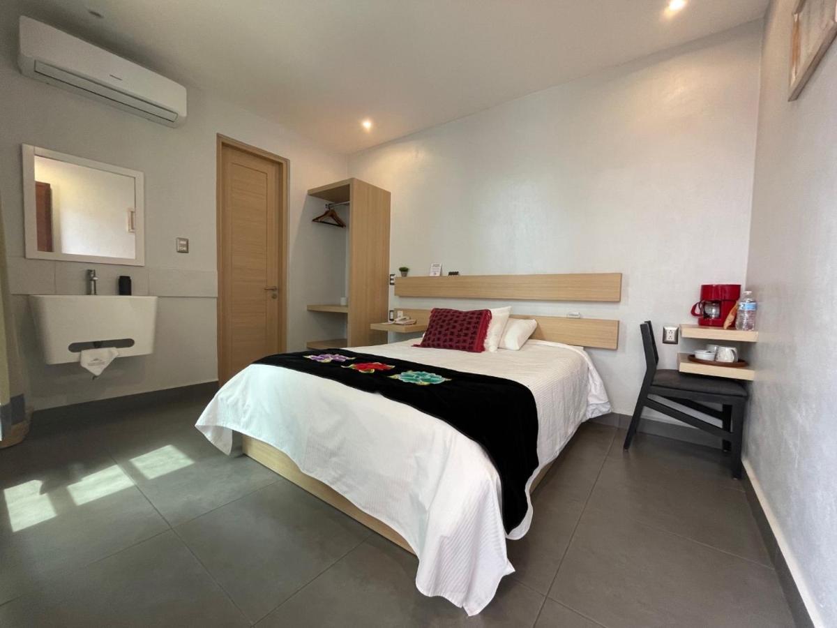 Maria Ines Hotel Suite San Agustin de las Juntas Exterior photo