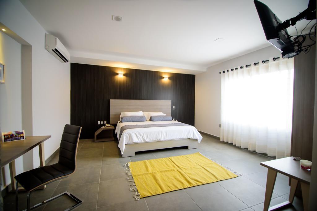 Maria Ines Hotel Suite San Agustin de las Juntas Exterior photo