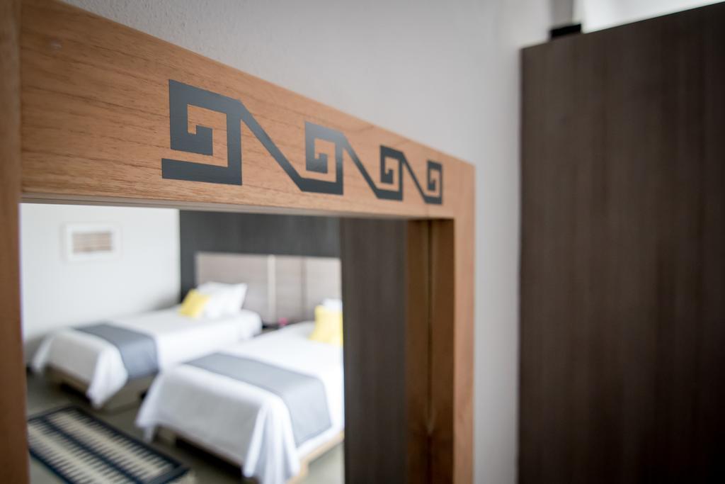 Maria Ines Hotel Suite San Agustin de las Juntas Exterior photo