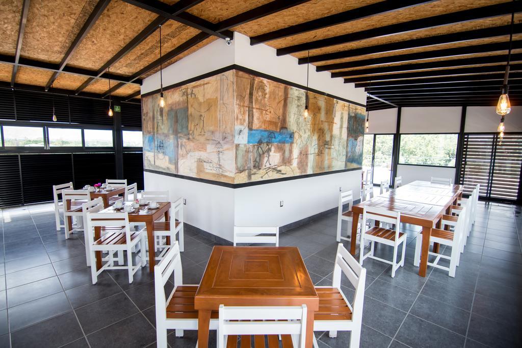 Maria Ines Hotel Suite San Agustin de las Juntas Exterior photo