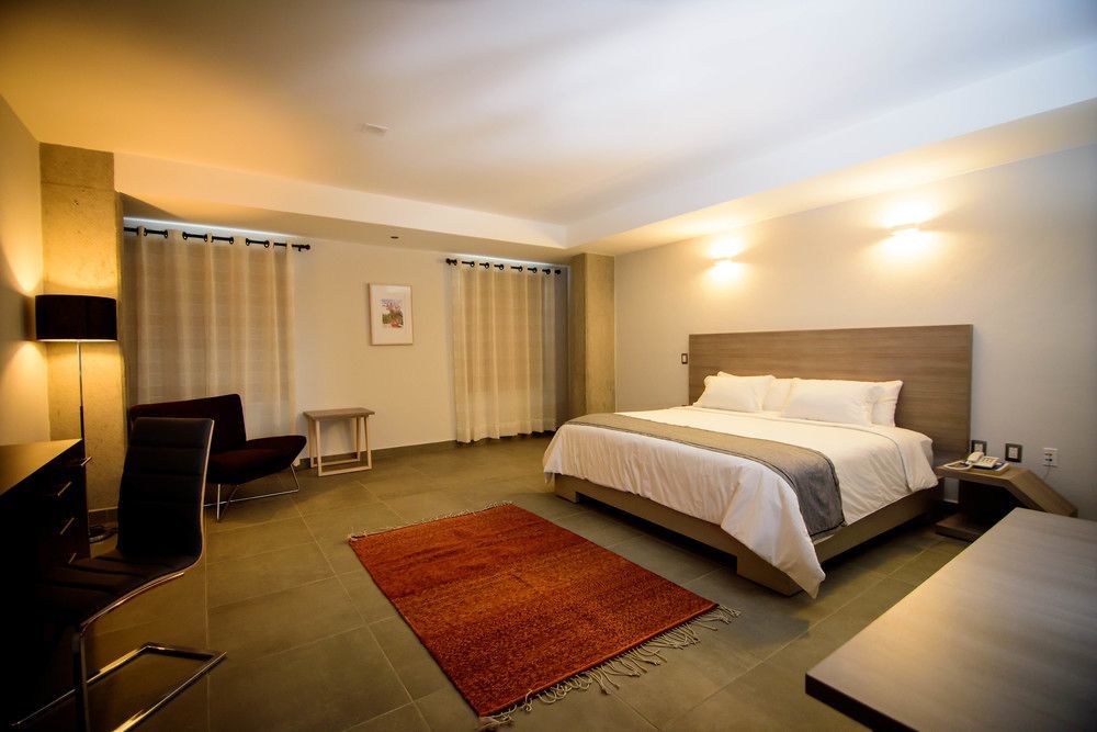 Maria Ines Hotel Suite San Agustin de las Juntas Exterior photo
